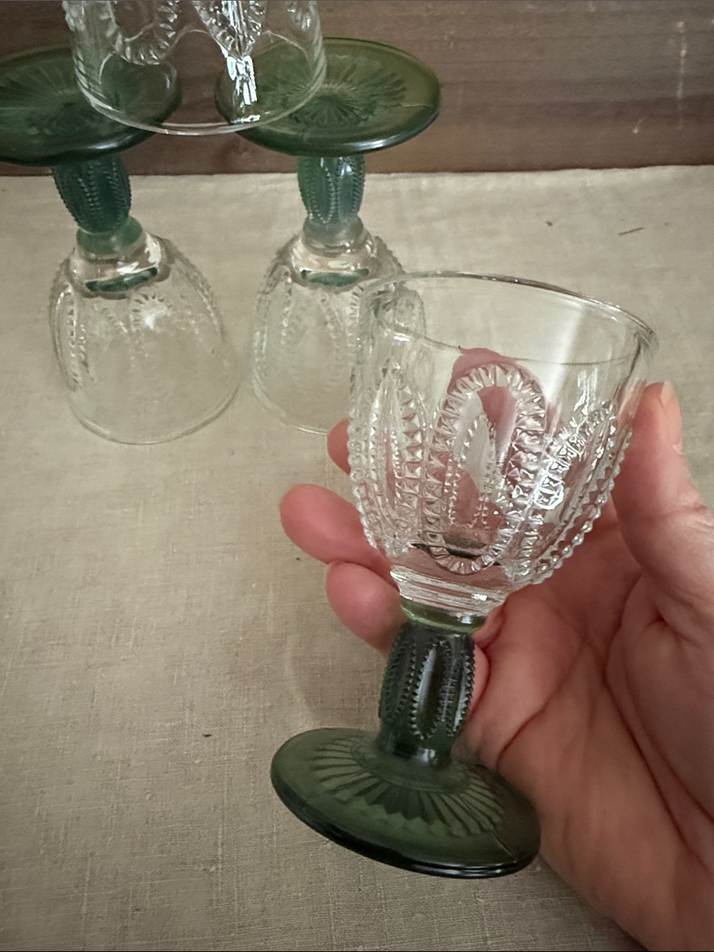 VTG | Emerald Accent Cordial Sherry Glasses-Set of 4 - Picture 7 of 8
